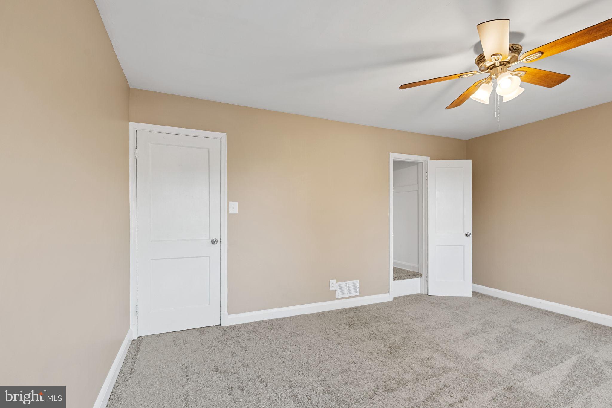 708 South Woodington Road Baltimore, MD 21229 - Photo 14 of 29 Gallery Image 14