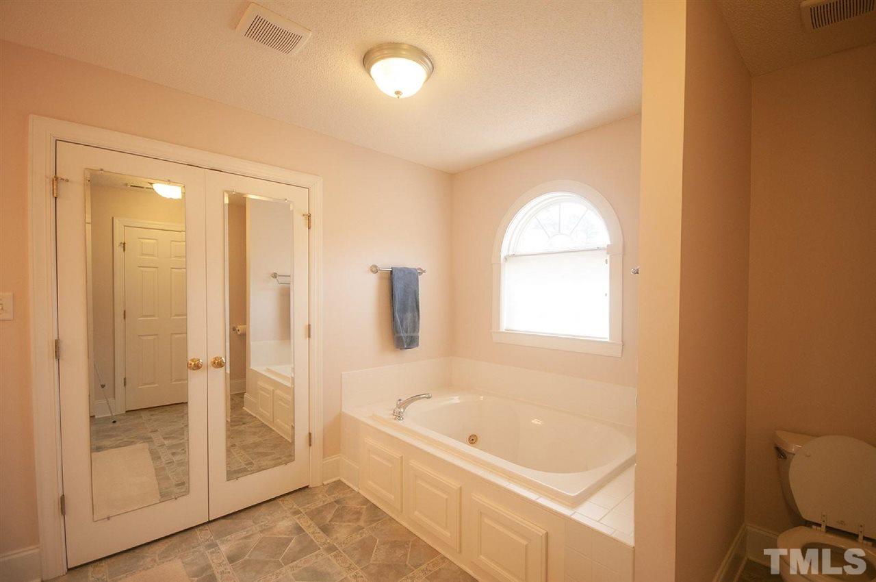 5920 Royal Coach Court Raleigh, NC 27612 - Photo 16 of 30 Gallery Image 16