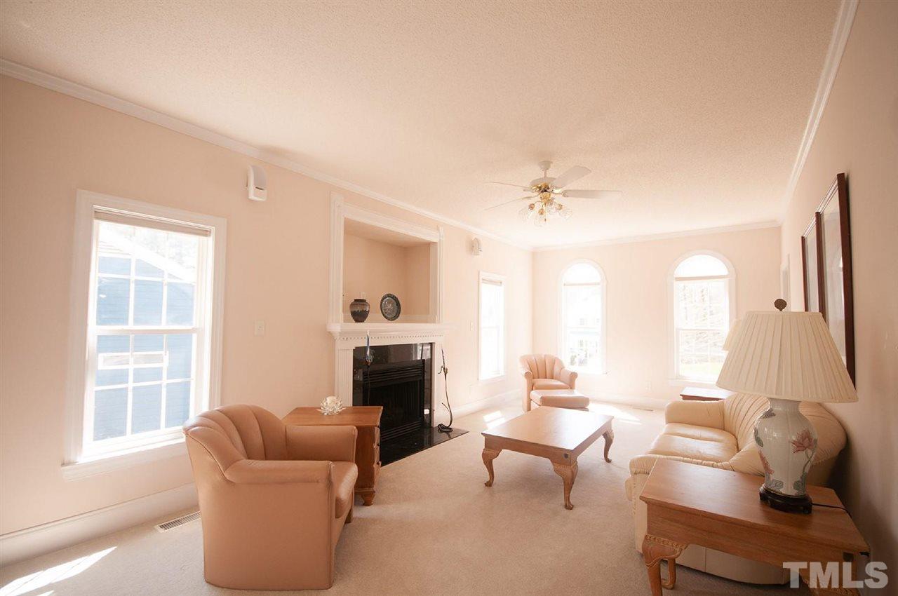5920 Royal Coach Court Raleigh, NC 27612 - Photo 5 of 30 Gallery Image 5