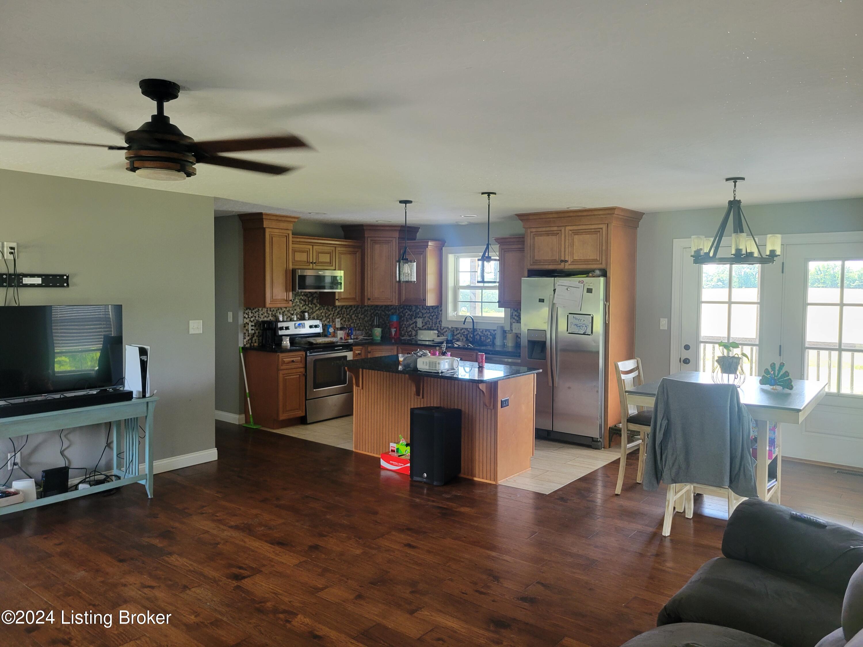 1433 Kefauver Road Millwood, KY 42762 - Photo 15 of 27 20240602_140945
