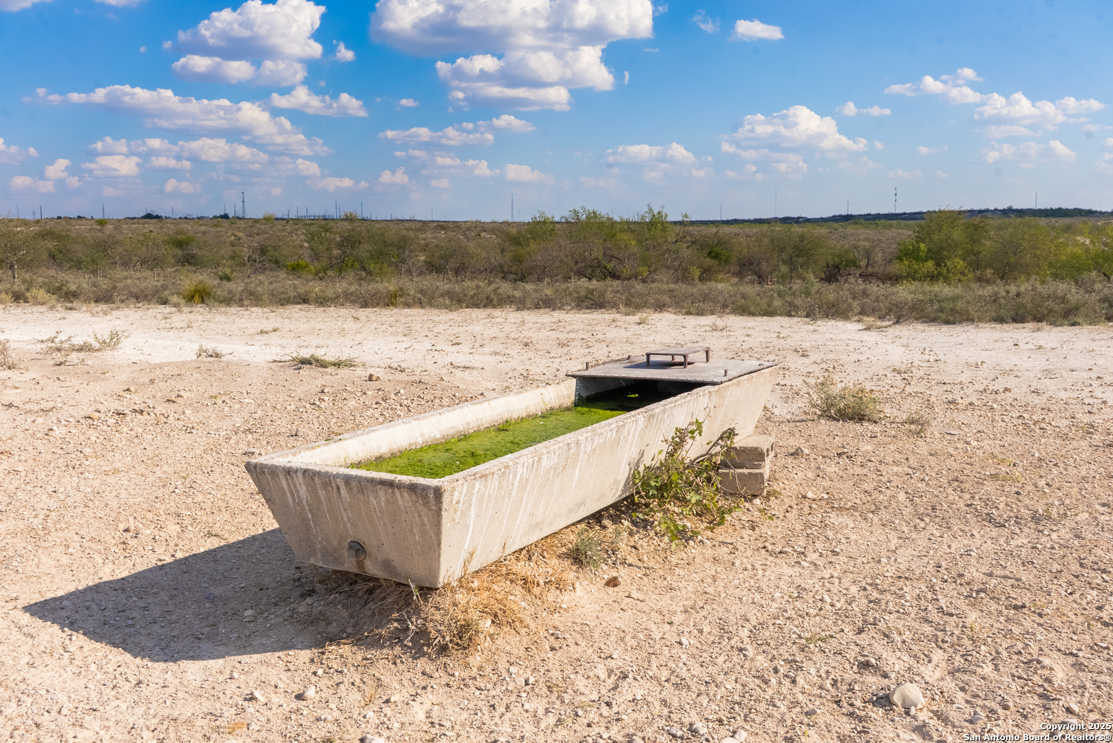 2212 Lausen Road Del Rio, TX 78840 - Photo 13 of 15 a view of an ocean and beach