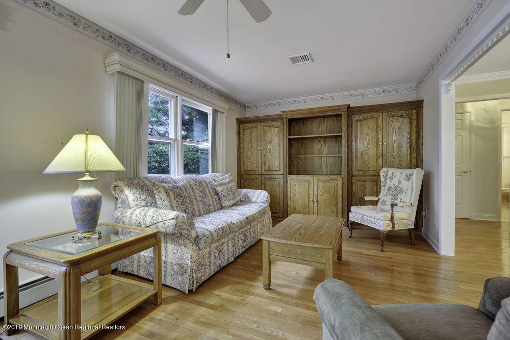 16 Auburn Road Toms River, NJ 08757 - Photo 13 of 40 011_dsc08695