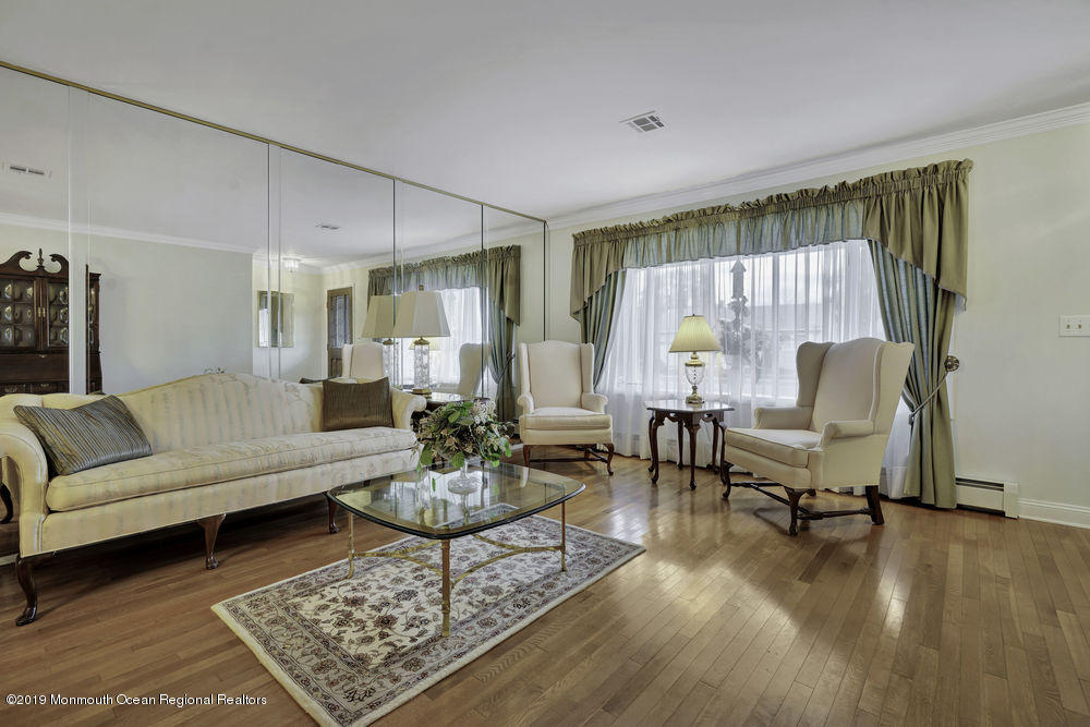 16 Auburn Road Toms River, NJ 08757 - Photo 5 of 40 006_dsc08775