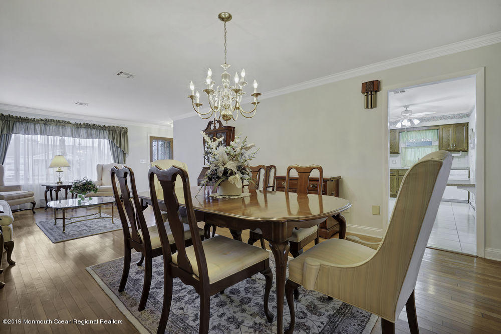16 Auburn Road Toms River, NJ 08757 - Photo 9 of 40 023_dsc08760