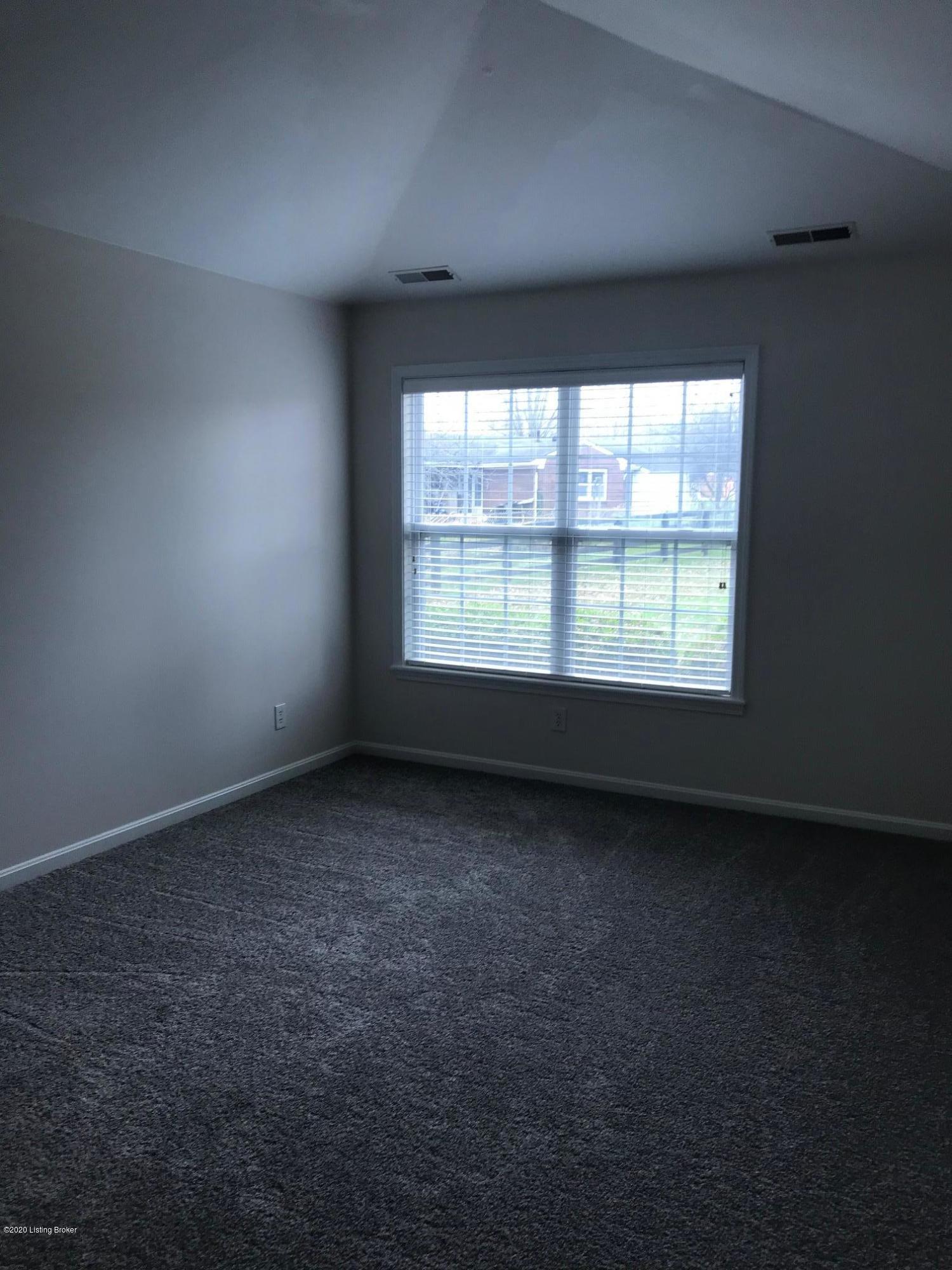 6434 Rivers End Drive Louisville, KY 40258 - Photo 18 of 19 Second Bedroom
