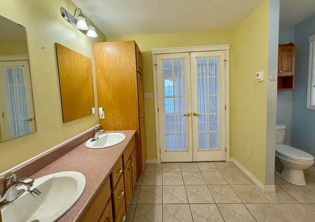 $500,000 | 1095 Dixmont Road, Etna, ME 04434