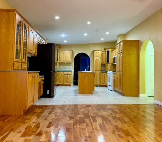 $500,000 | 1095 Dixmont Road, Etna, ME 04434