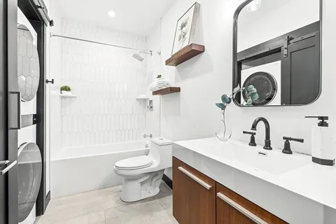 $975,000 | 14 Carlton Street, Unit B, Somerville, MA 02143