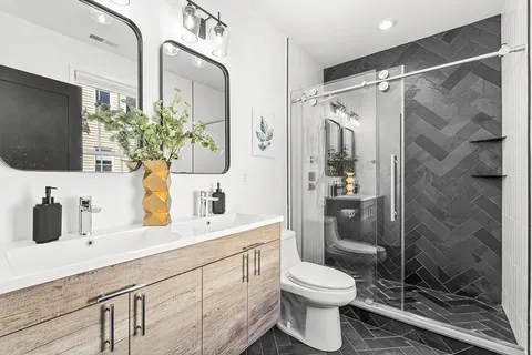 $975,000 | 14 Carlton Street, Unit B, Somerville, MA 02143