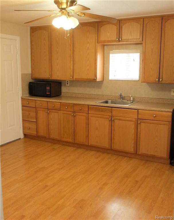 2265 Dexter Road Auburn Hills, MI 48326 - Photo 10 of 17