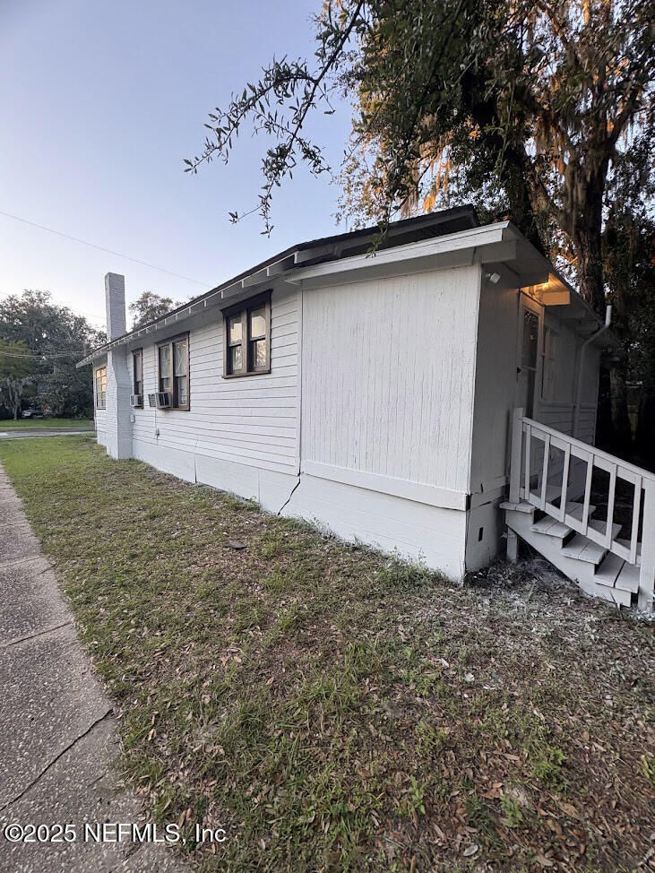 4205 Perry Street Jacksonville, FL 32206 - Photo 3 of 5 a house view with a backyard space