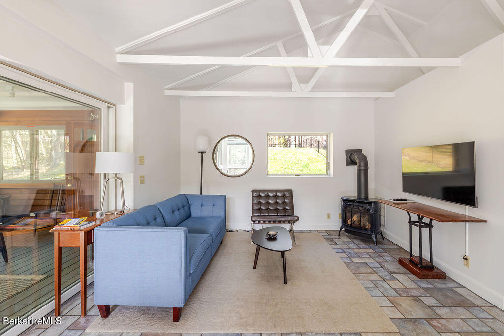 42 Sandisfield Road Monterey, MA 01245 - Photo 9 of 20 LIVING