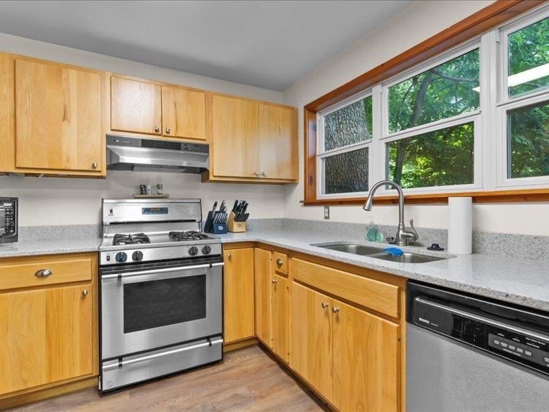 3714 Cottage Reserve Road Northeast Solon, IA 52333 - Photo 21 of 45 Gallery Image 21
