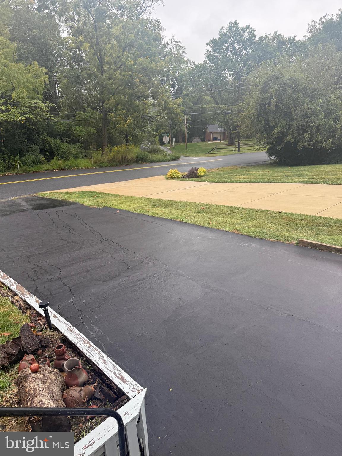 6023 Walhonding Road Bethesda, MD 20816 - Photo 37 of 37 a view of a yard with an outdoor space