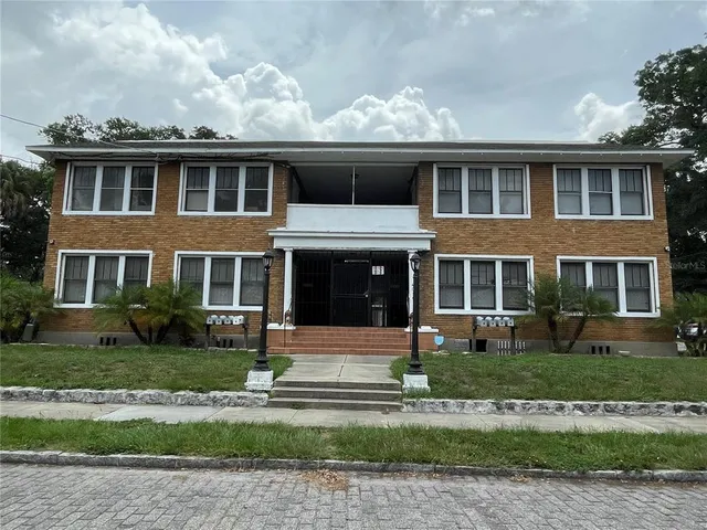 $1,800 | 4015 North Seminole Avenue, Unit 2, Tampa, FL 33603