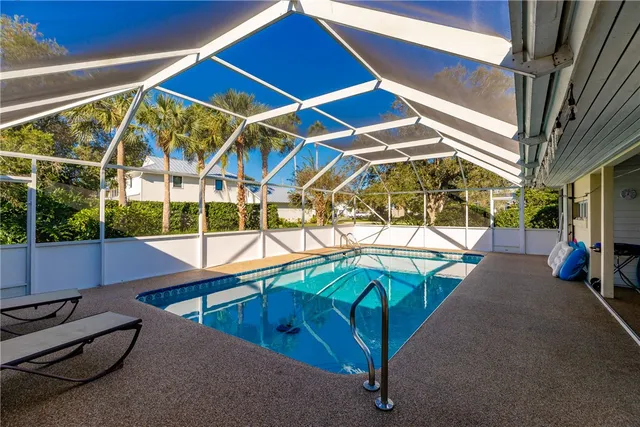 $565,000 | 1565 56th Court, Vero Beach, FL 32966