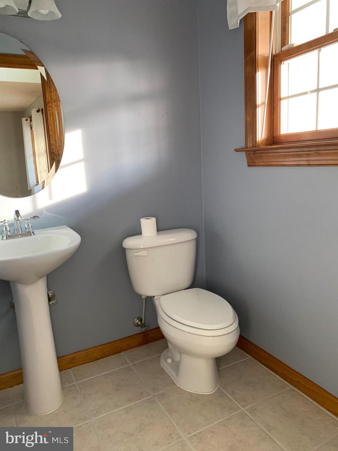 3834 Wrights Wharf Road Hurlock, MD 21643 - Photo 6 of 17 1/2 Bath