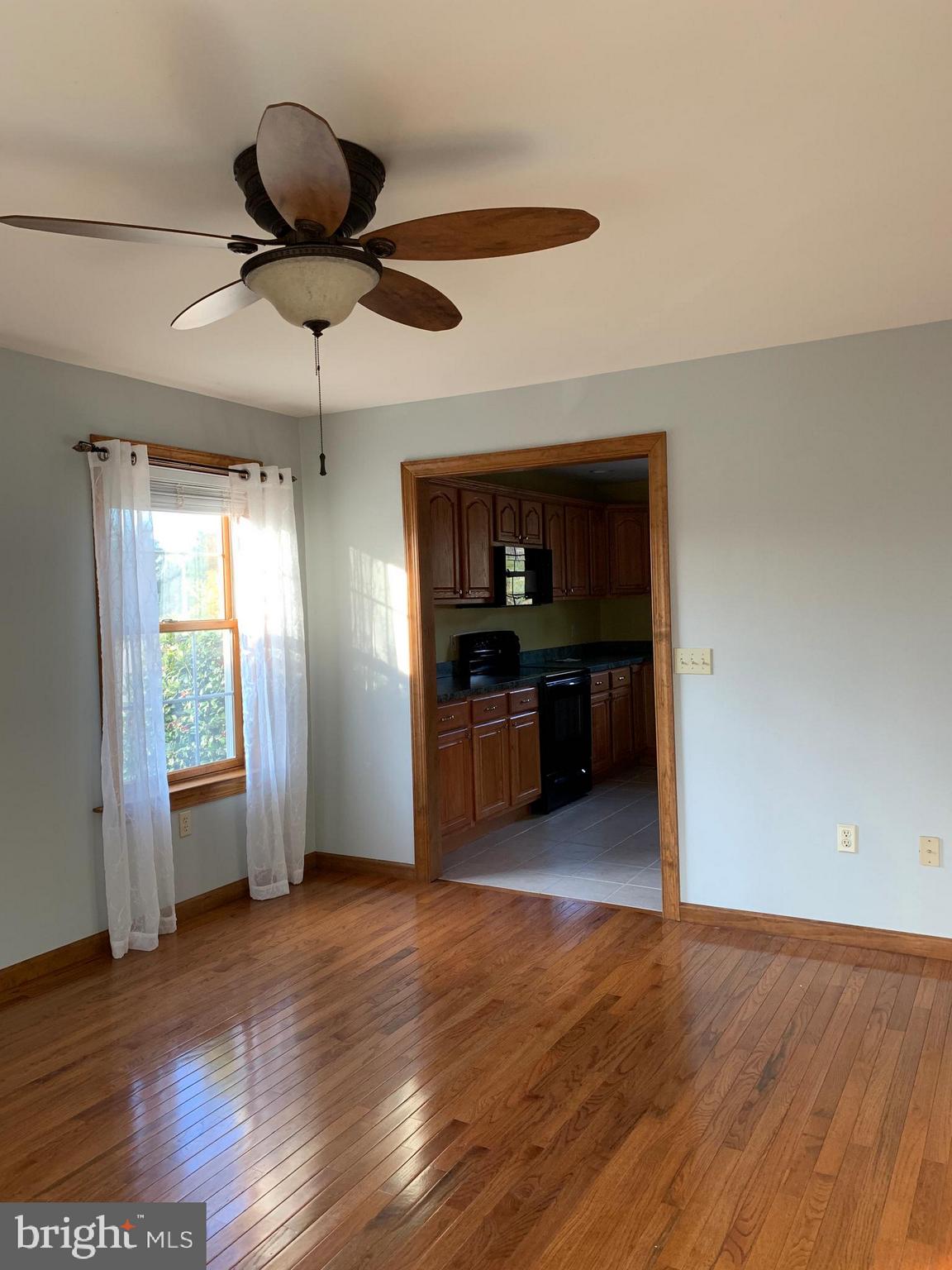 3834 Wrights Wharf Road Hurlock, MD 21643 - Photo 7 of 17 Dining Room