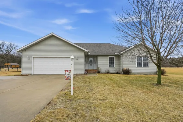 $325,000 | 11847 Salyer Drive, Wheatfield, IN 46392