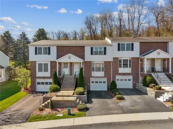 $199,999 | 205 Heather Drive, Monroeville, PA 15146