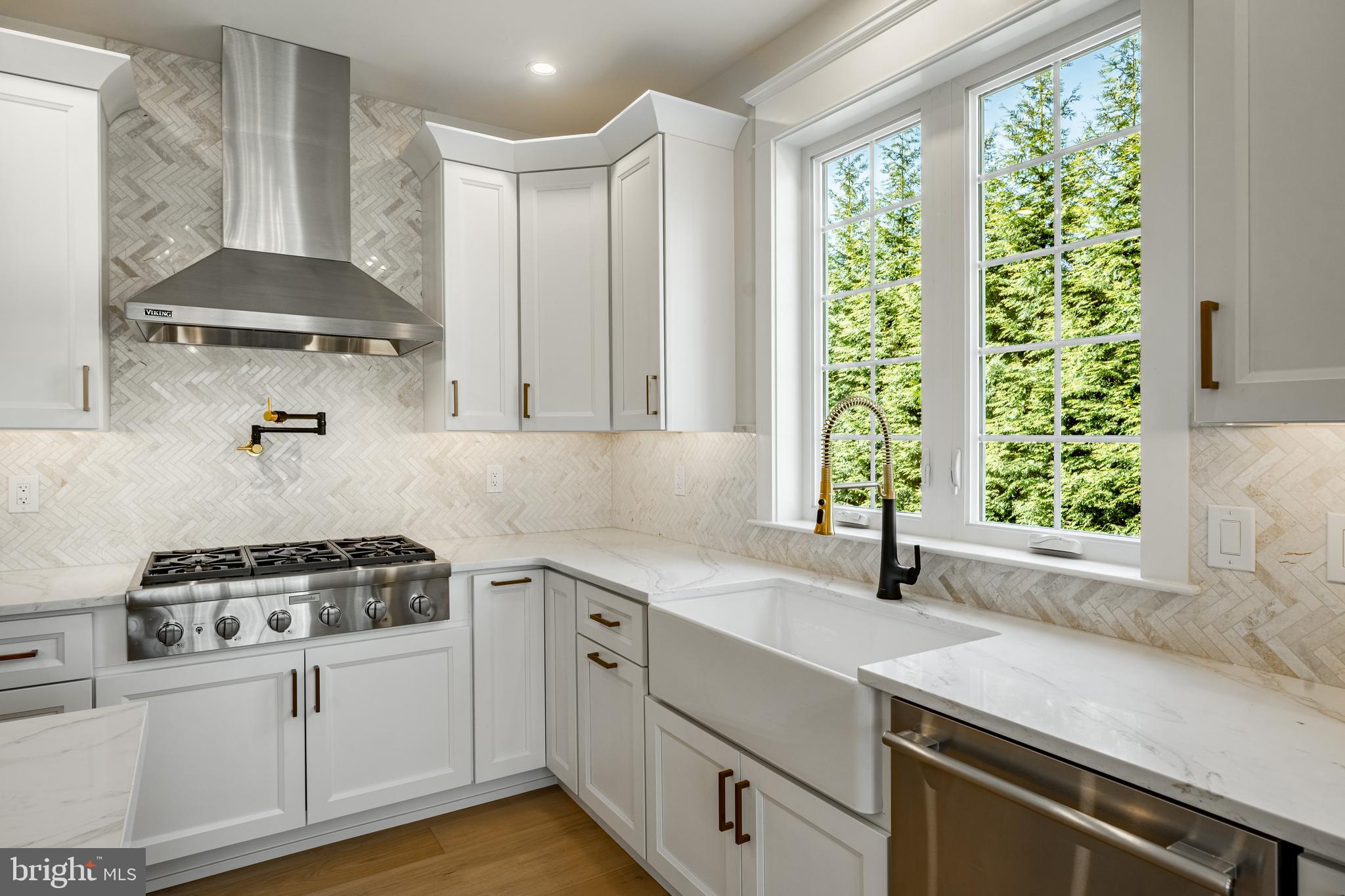109 Forge Road Glen Mills, PA 19342 - Photo 7 of 19 Kitchen