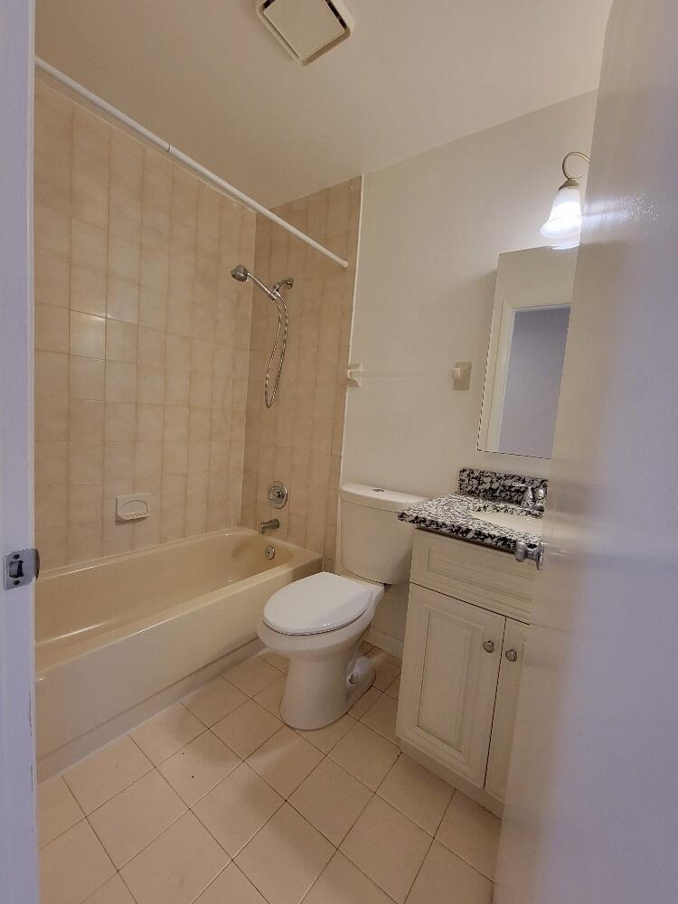 1087 Goldenrod Road Wellington, FL 33414 - Photo 10 of 15 20220309_094556_resized