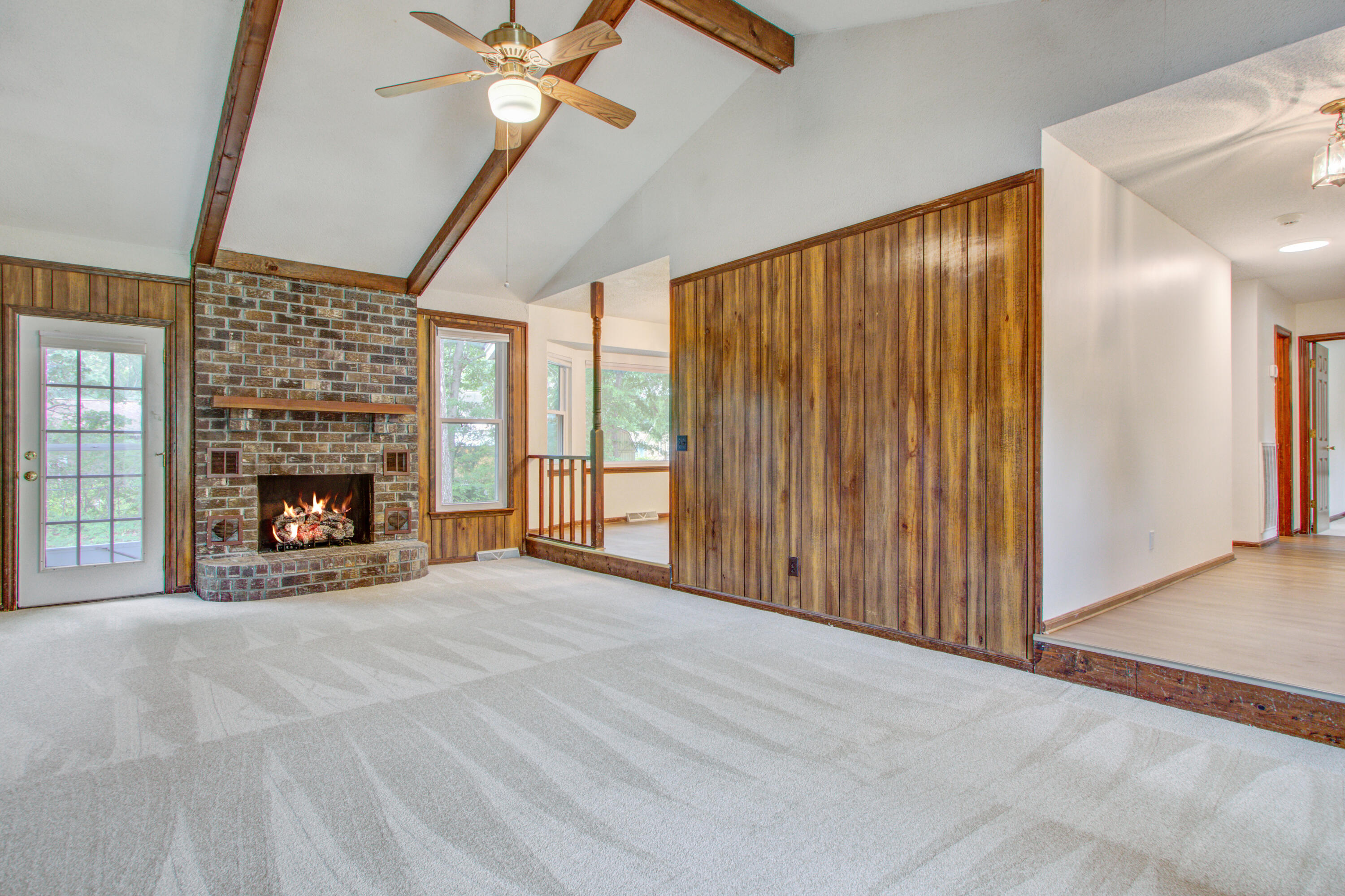 436 Fox Hunt Road Goose Creek, SC 29445 - Photo 8 of 37 Family Room