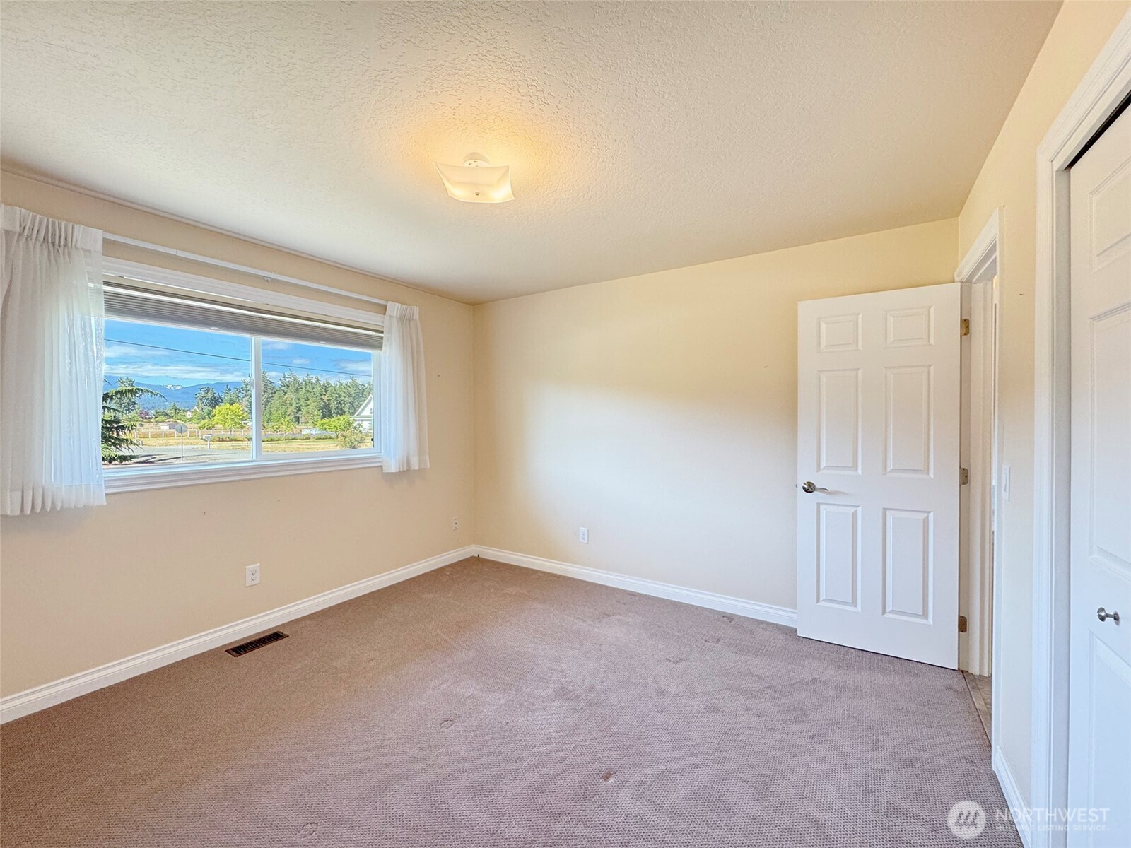 871 Medsker Road Sequim, WA 98382 - Photo 15 of 40 Gallery Image 15