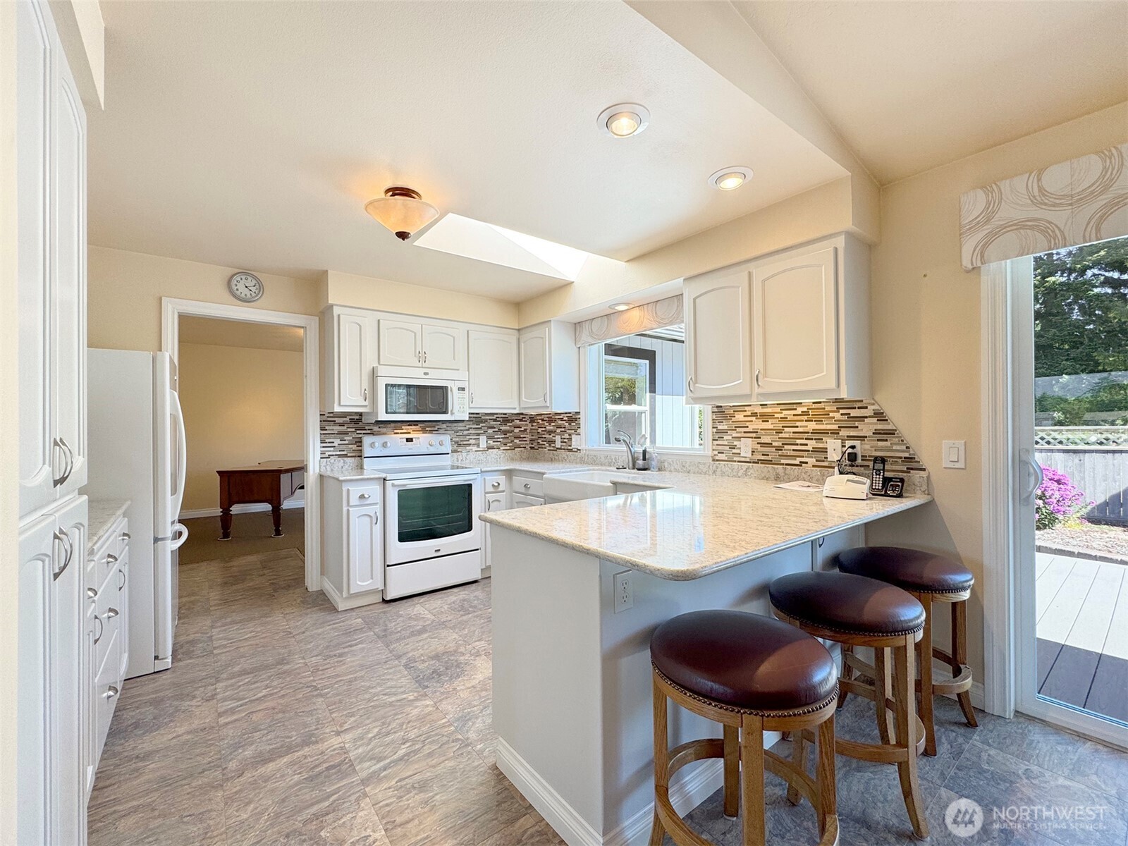 871 Medsker Road Sequim, WA 98382 - Photo 6 of 40 Gallery Image 6