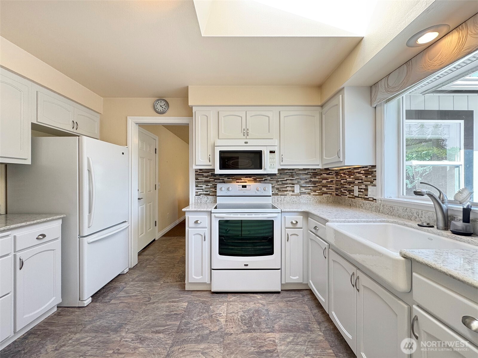 871 Medsker Road Sequim, WA 98382 - Photo 7 of 40 Gallery Image 7