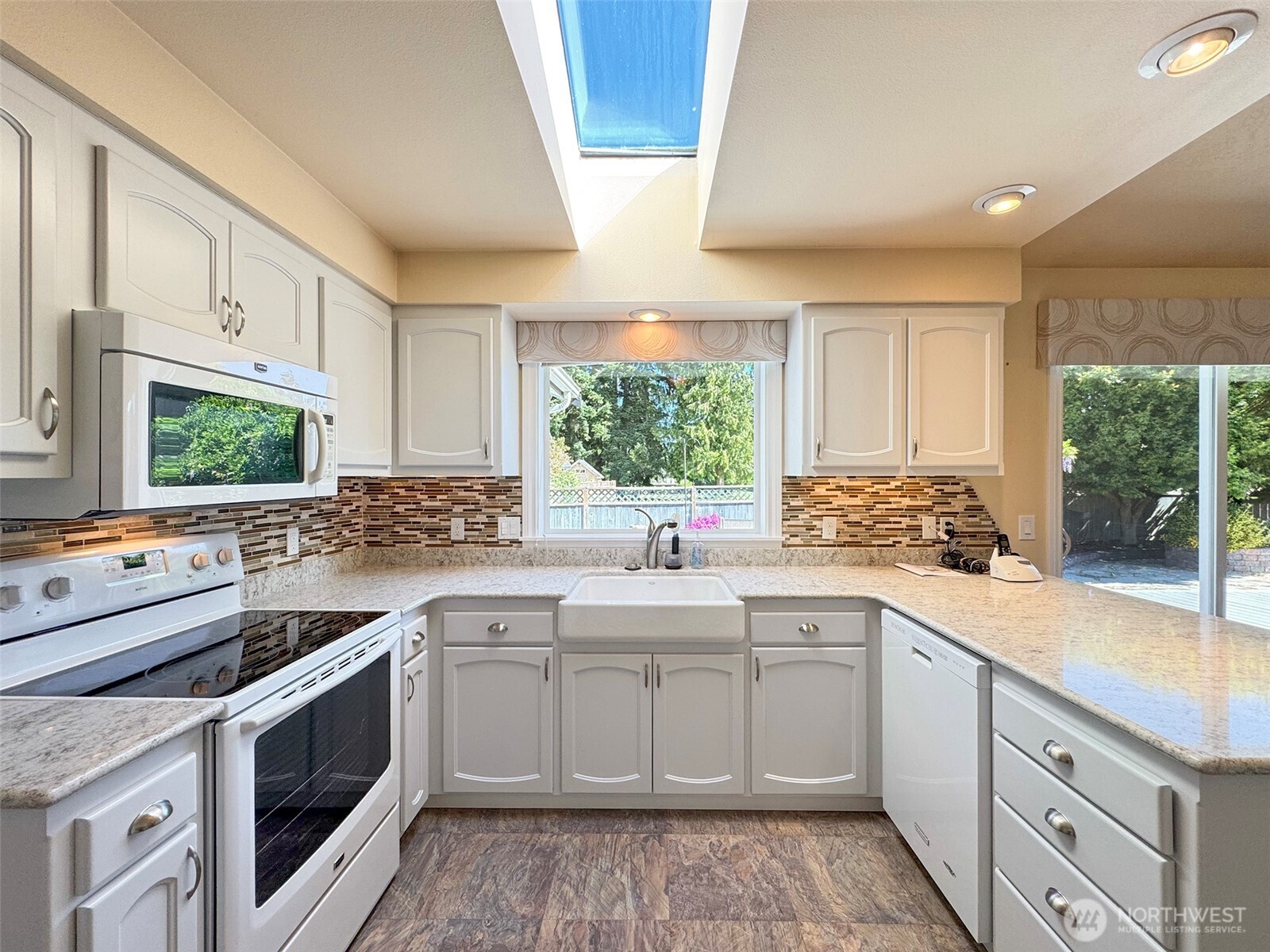 871 Medsker Road Sequim, WA 98382 - Photo 8 of 40 Gallery Image 8