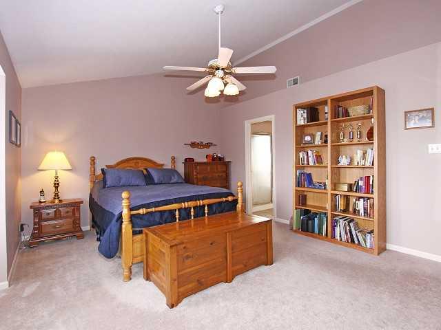 10762 Blueberry Lane Fishers, IN 46037 - Photo 14 of 22 Gallery Image 14