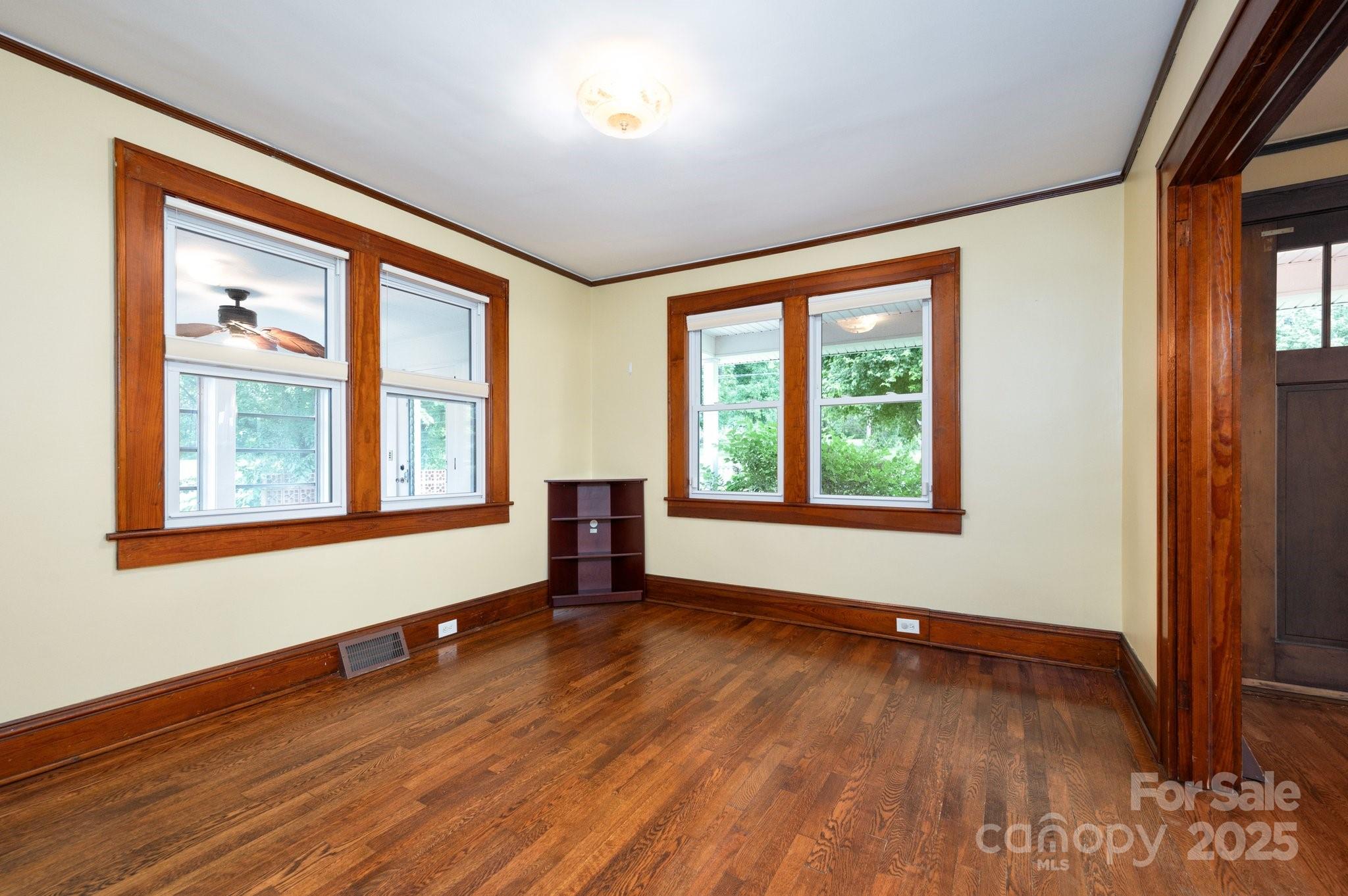 314 Justice Ridge Road Candler, NC 28715 - Photo 8 of 45 Gallery Image 8