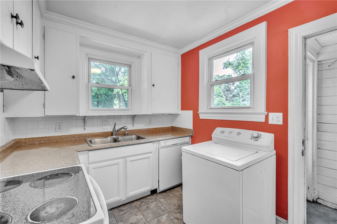 322 Whitehall Road Anderson, SC 29625 - Photo 8 of 25