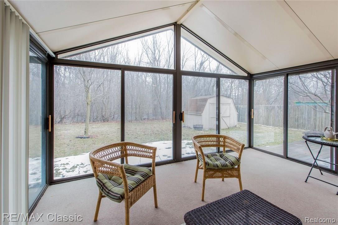 44808 Ridgefield Road Canton, MI 48188 - Photo 16 of 31 16.jpg