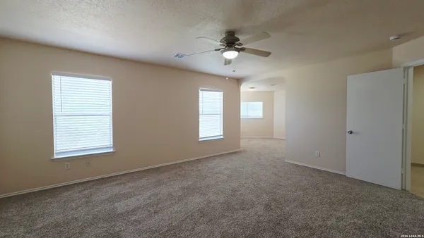 $2,300 | 402 Empresario Drive, San Antonio, TX 78253