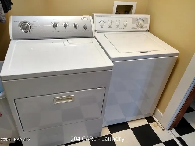 $359,000 | 204 Carl Street, Lafayette, LA 70506