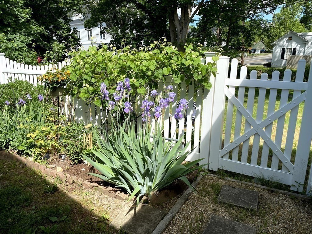 1 Elm Street Freetown, MA 02702 - Photo 26 of 32