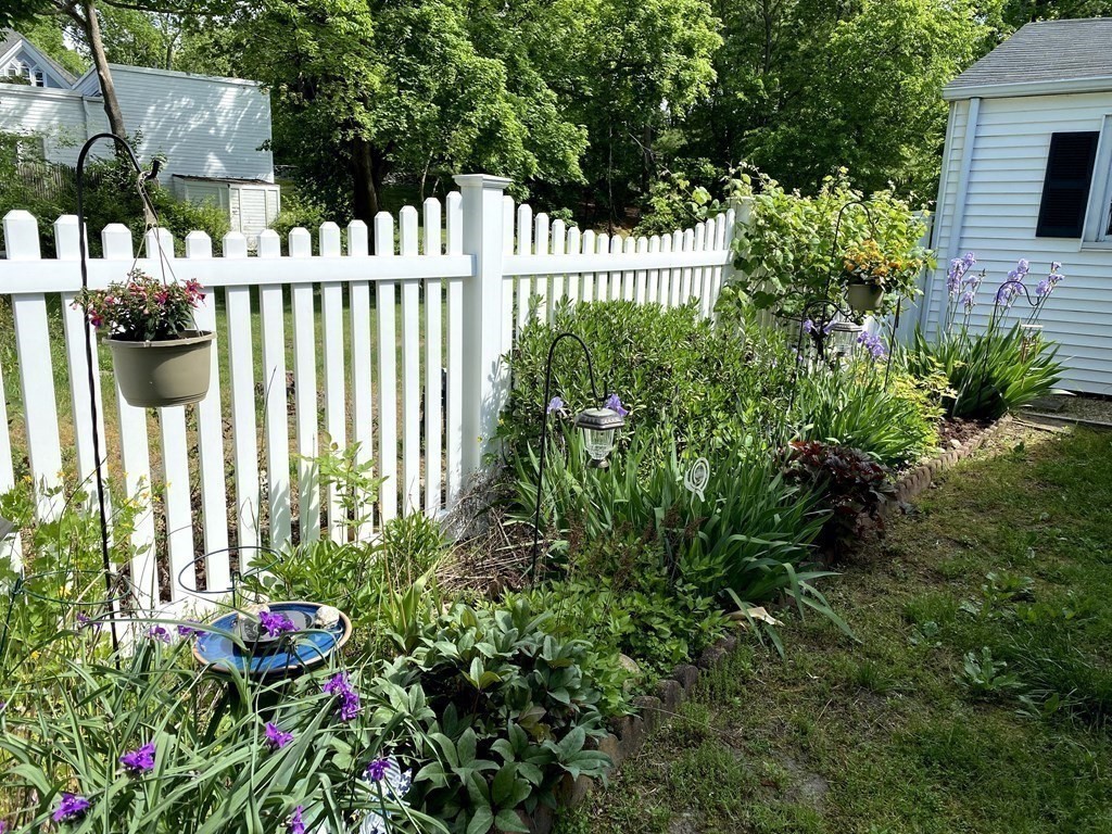 1 Elm Street Freetown, MA 02702 - Photo 27 of 32