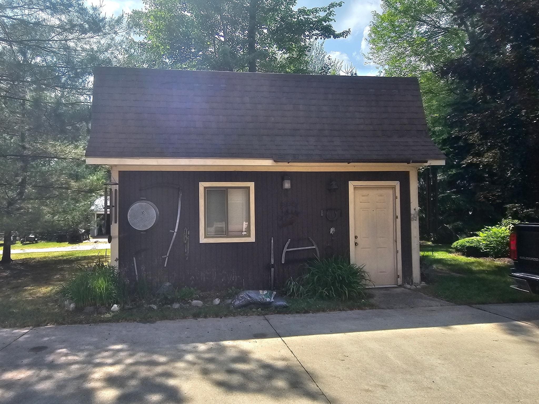 8307 Cortez Road Lake, MI 48632 - Photo 7 of 39