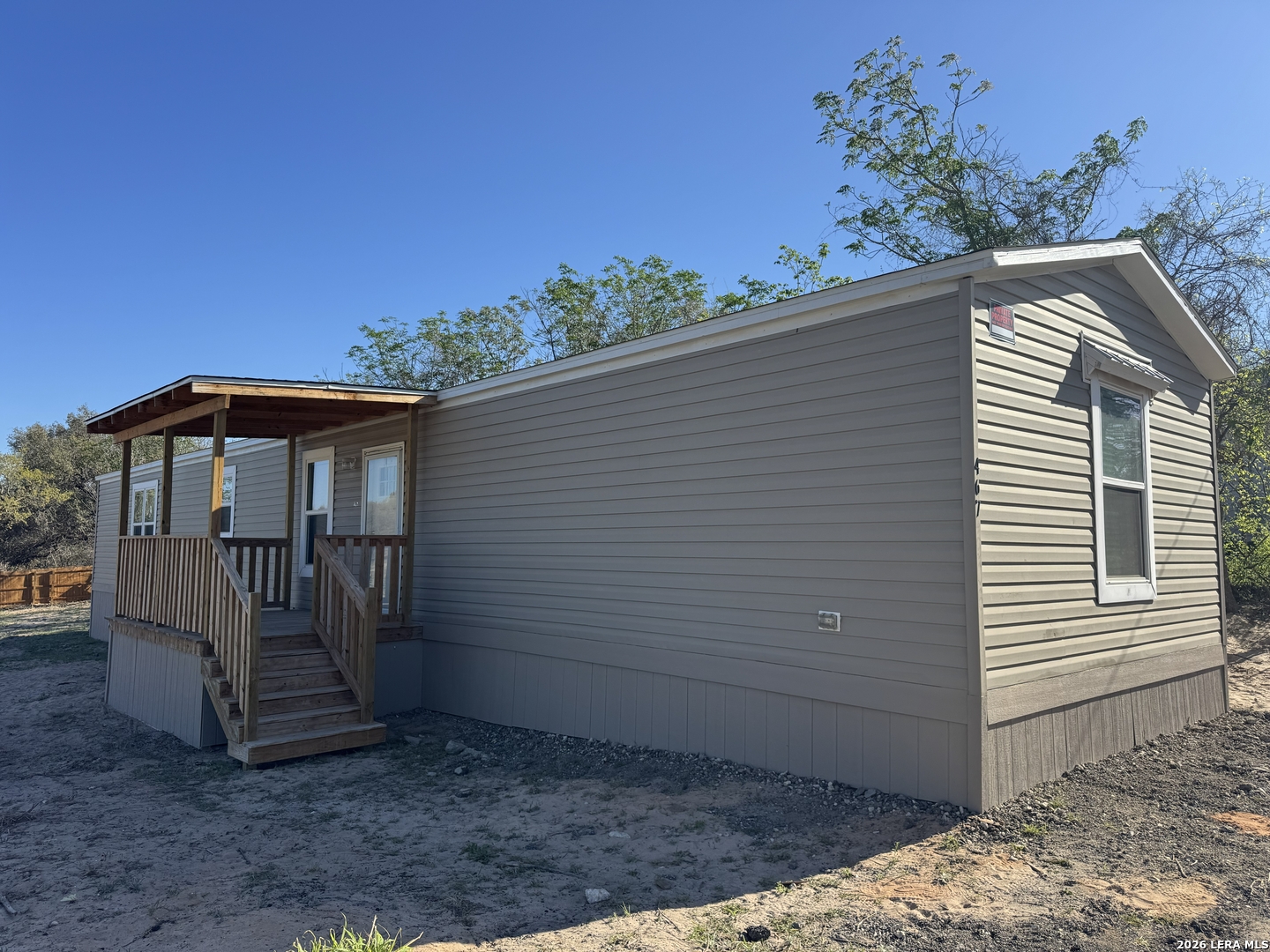 467 Duke Road San Antonio, TX 78264 - Photo 3 of 17