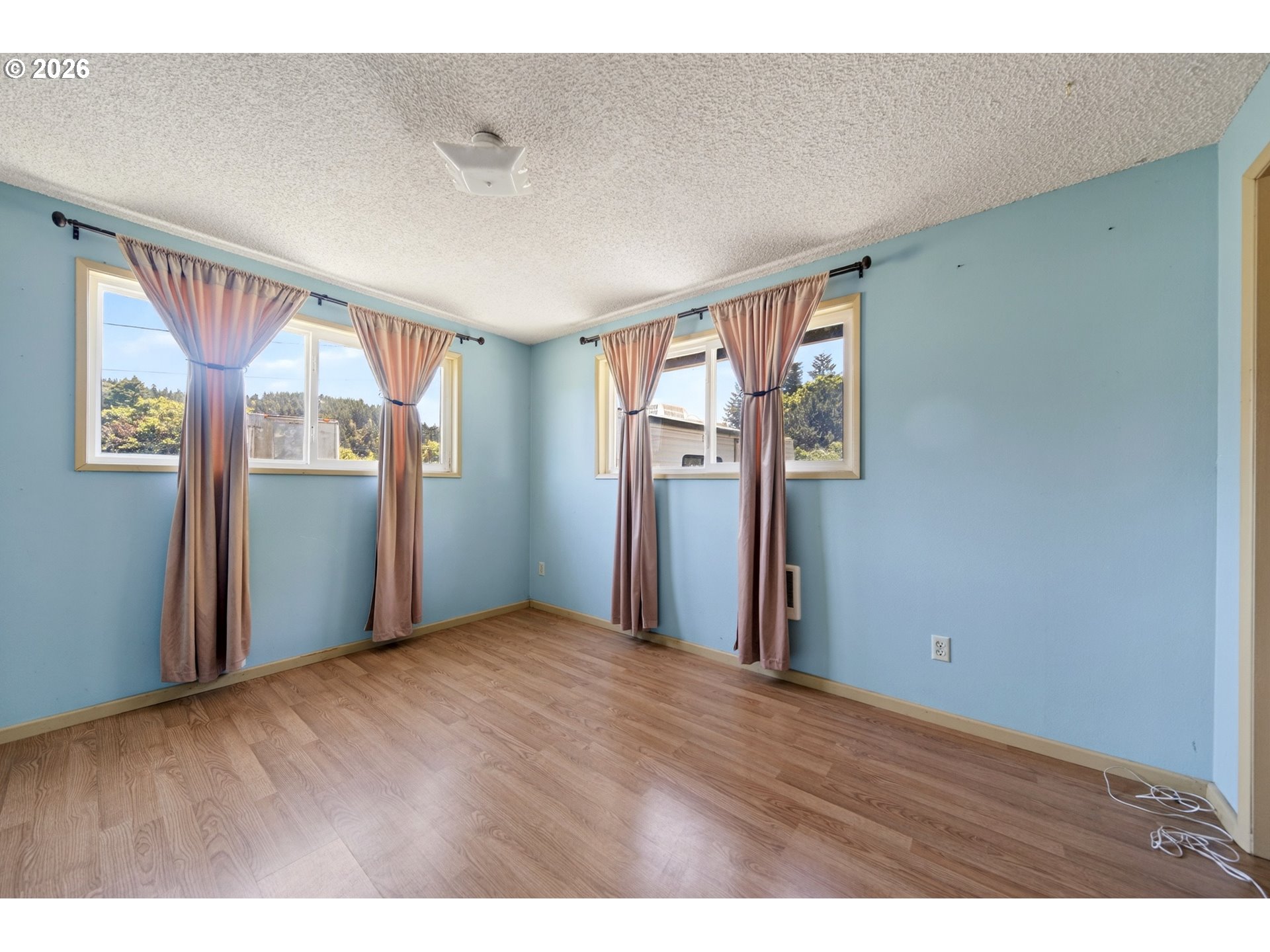 321 West Date Street Powers, OR 97466 - Photo 15 of 29