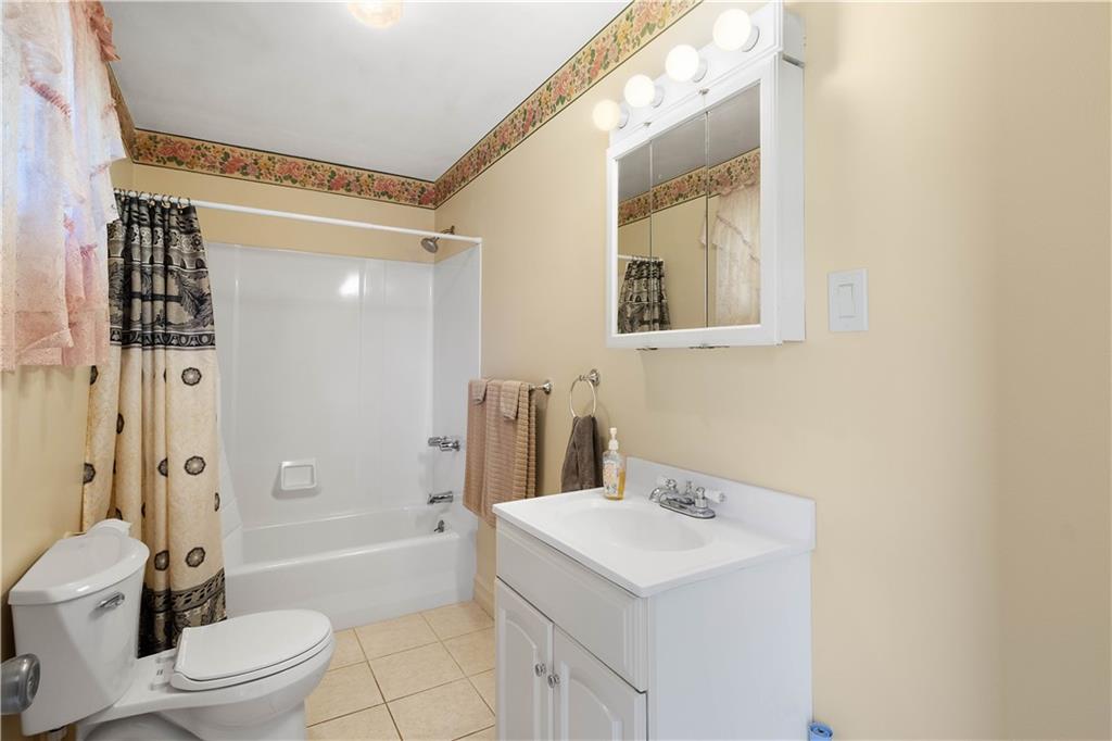 4026 Gibsonia Road Gibsonia, PA 15044 - Photo 19 of 26 Gallery Image 19