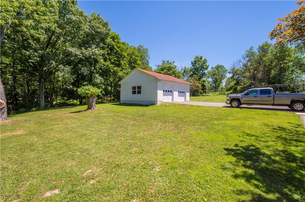 4026 Gibsonia Road Gibsonia, PA 15044 - Photo 3 of 26 Gallery Image 3