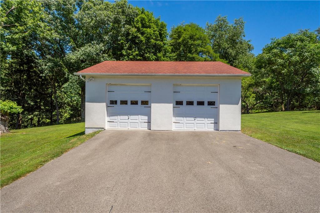 4026 Gibsonia Road Gibsonia, PA 15044 - Photo 4 of 26 Gallery Image 4