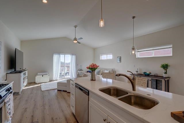 1257 Tivoli Oregon, WI 53575 - Photo 12 of 34