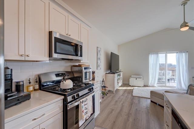 1257 Tivoli Oregon, WI 53575 - Photo 13 of 34