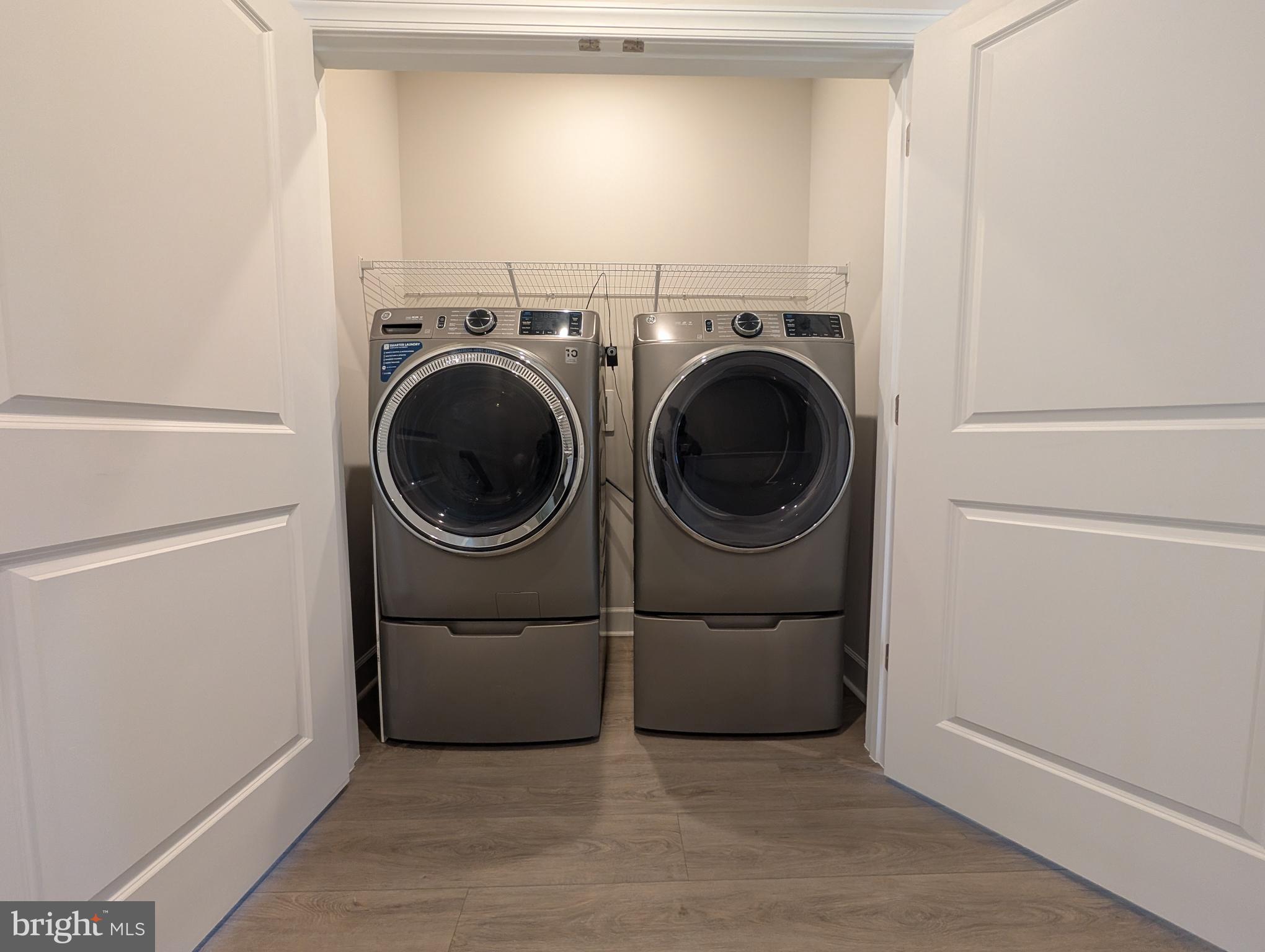 6710 Belcrest Road Hyattsville, MD 20782 - Photo 17 of 22 The in-home washer/dryer offer the convenience.