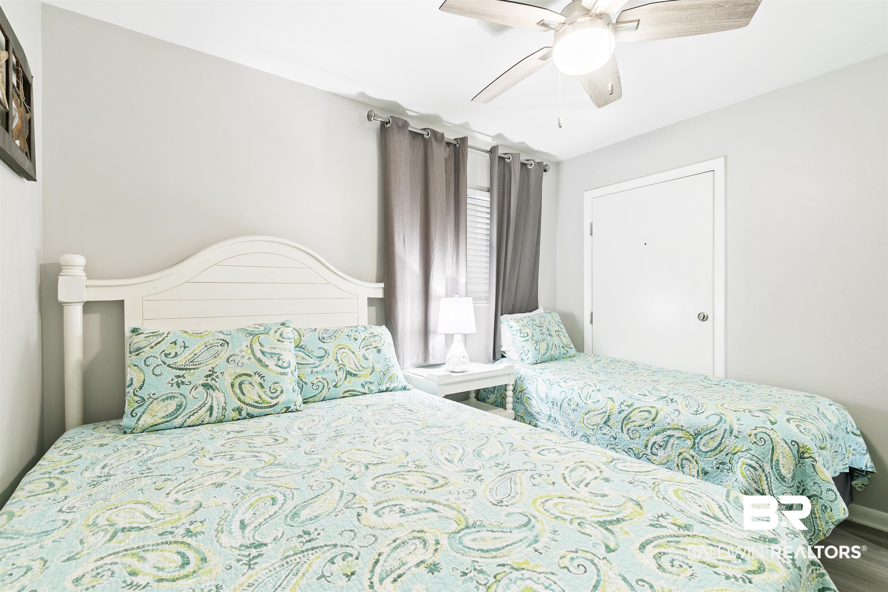 400 Plantation Road, Unit 3314 Gulf Shores, AL 36542 - Photo 26 of 47 Bedroom with hardwood / wood-style flooring and ceiling fan