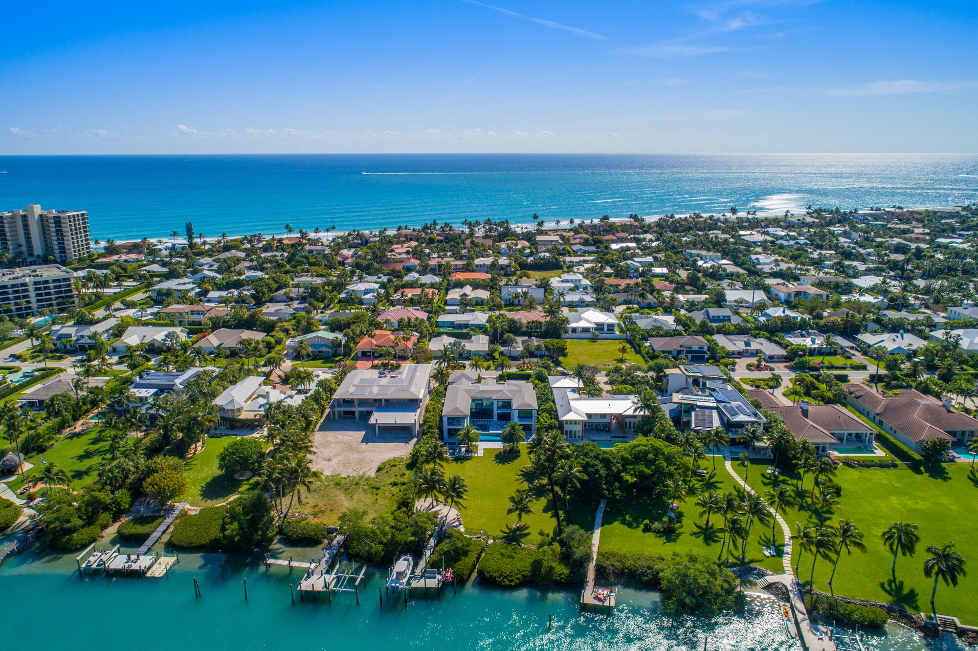 102 Lighthouse Drive Jupiter Inlet Colony, FL 33469 - Photo 12 of 18 a view of a city